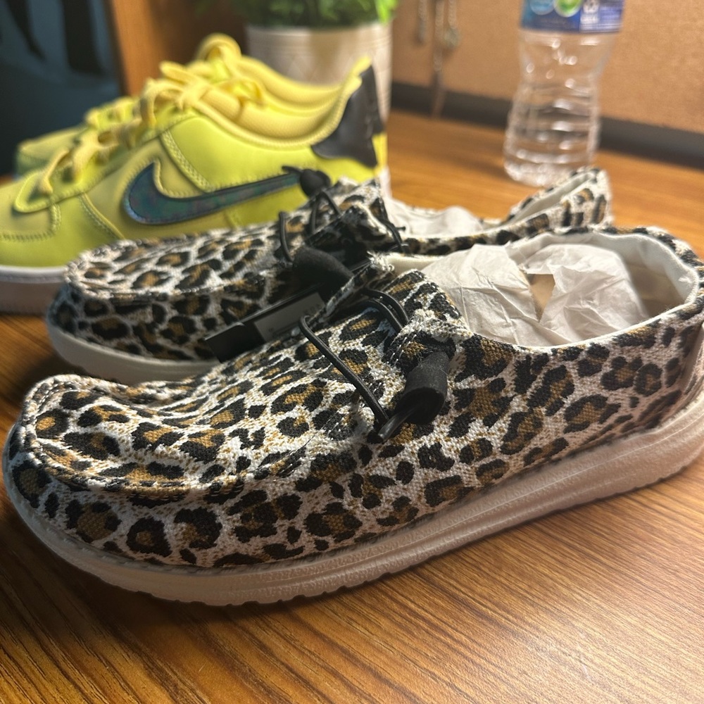 Brand new Hey Dudes. Never Worn. Size 7.
